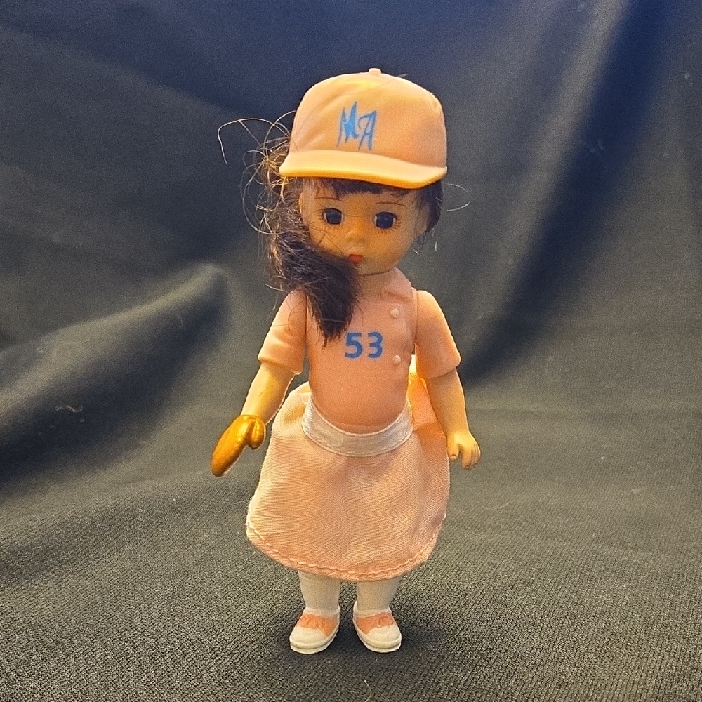 Madame Alexander Peach Doll Hat and Outfit